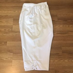 Alfred Dunner Capris - Size 20W